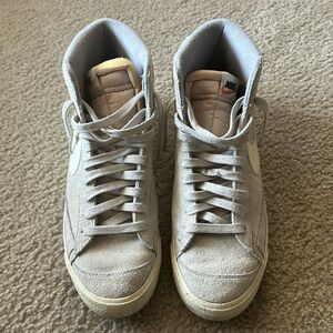 Nike blazers Mid ‘77. Men’s size 11.5